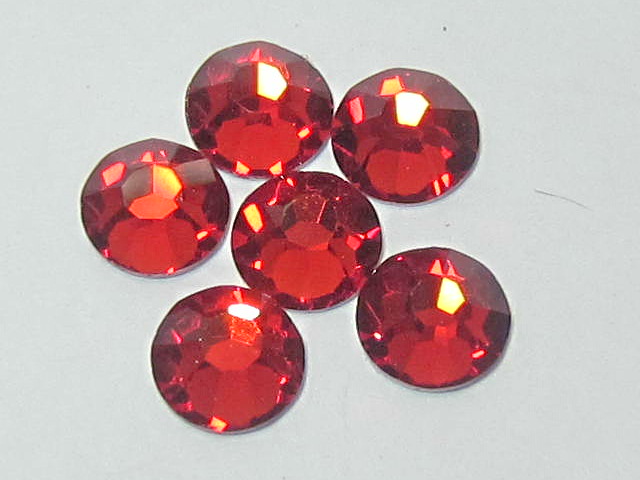 72 pcs. 20ss RED VELVET (maxima) FLATBACK PRECIOSA Rhinestones